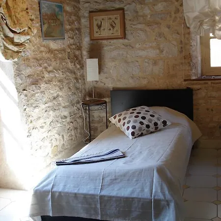 La Maison D'hotes Chez Delphine Puycelci